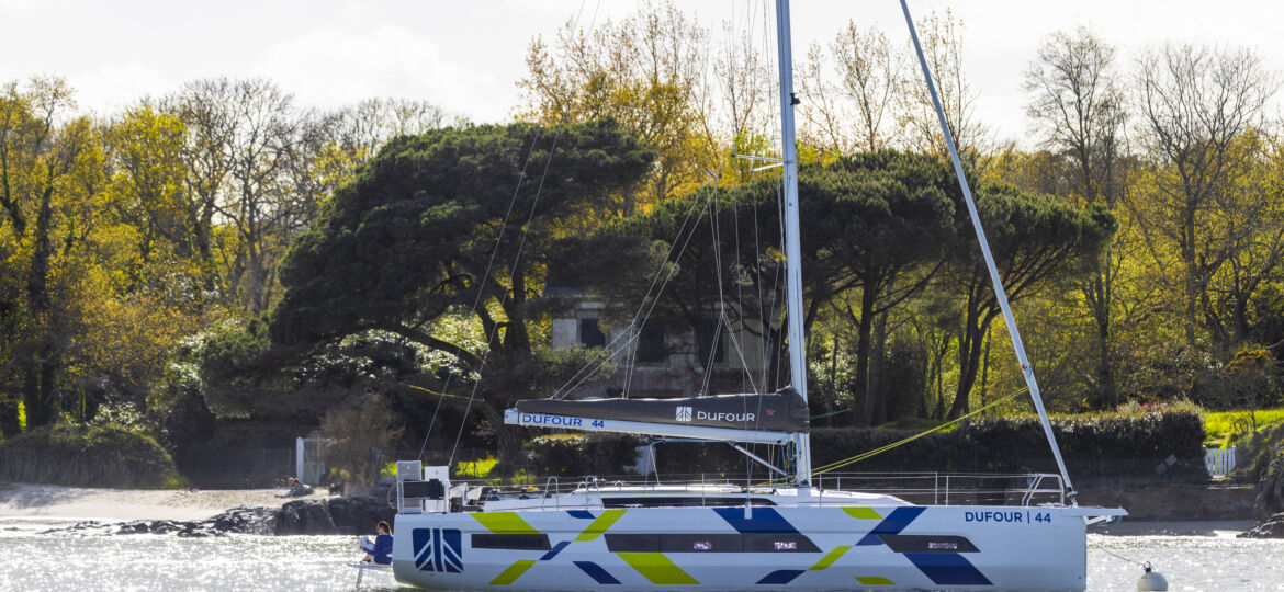 DEFOUR YACHTS - DUFOUR 44
