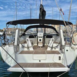 À vendre voilier occasion Hanse 418 au port de Hyères